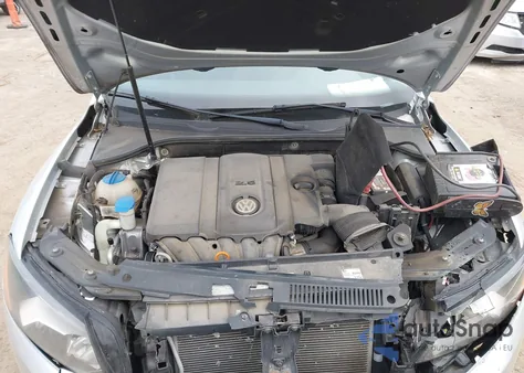 2013 Volkswagen Passat S из США, поврежденный, VIN 1VWAH7A3XDC115902